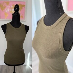 A new day Knit Green Women’s Tank Top (M)